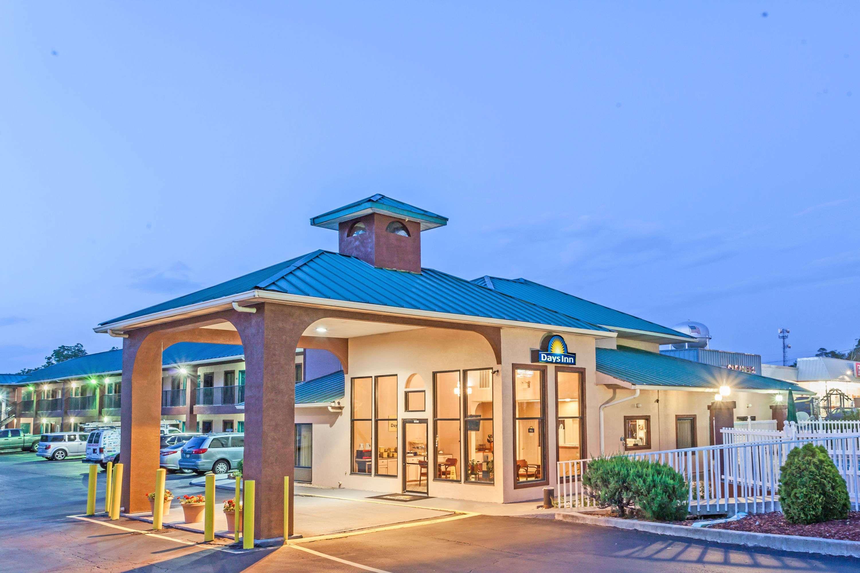 Days Inn By Wyndham Jackson Exterior photo