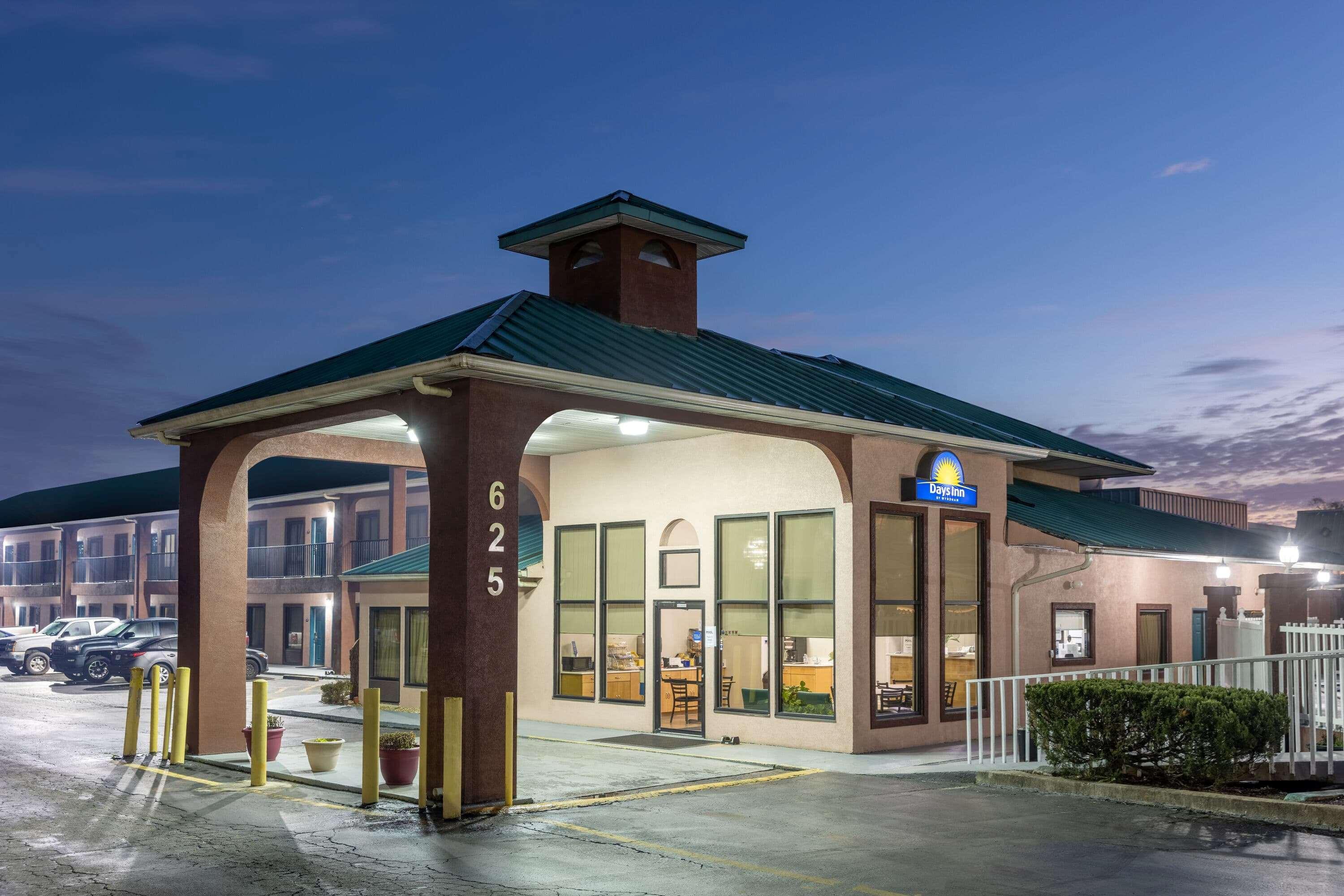 Days Inn By Wyndham Jackson Exterior photo