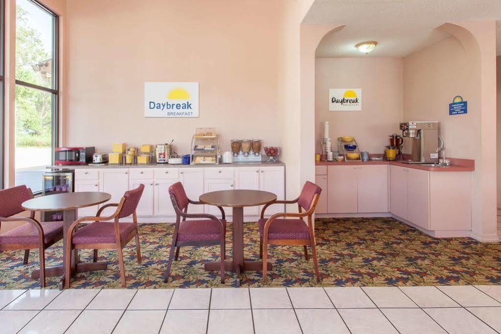 Days Inn By Wyndham Jackson Exterior photo